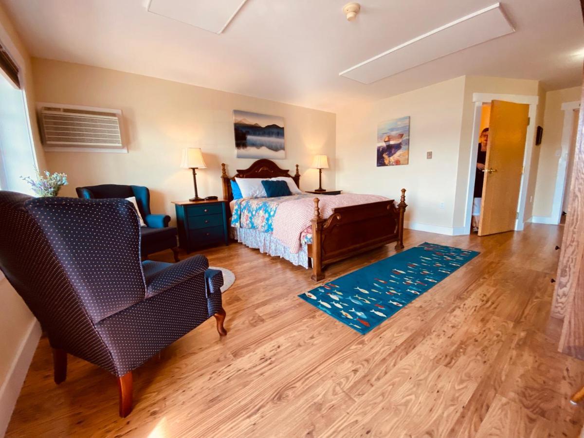 The Water'S Edge Inn & Gallery Baddeck Inlet Exteriör bild