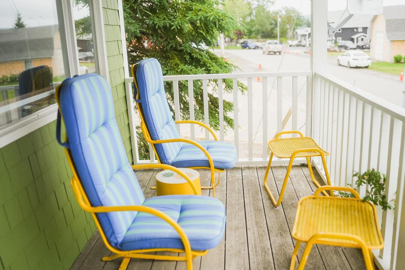 The Water'S Edge Inn & Gallery Baddeck Inlet Exteriör bild