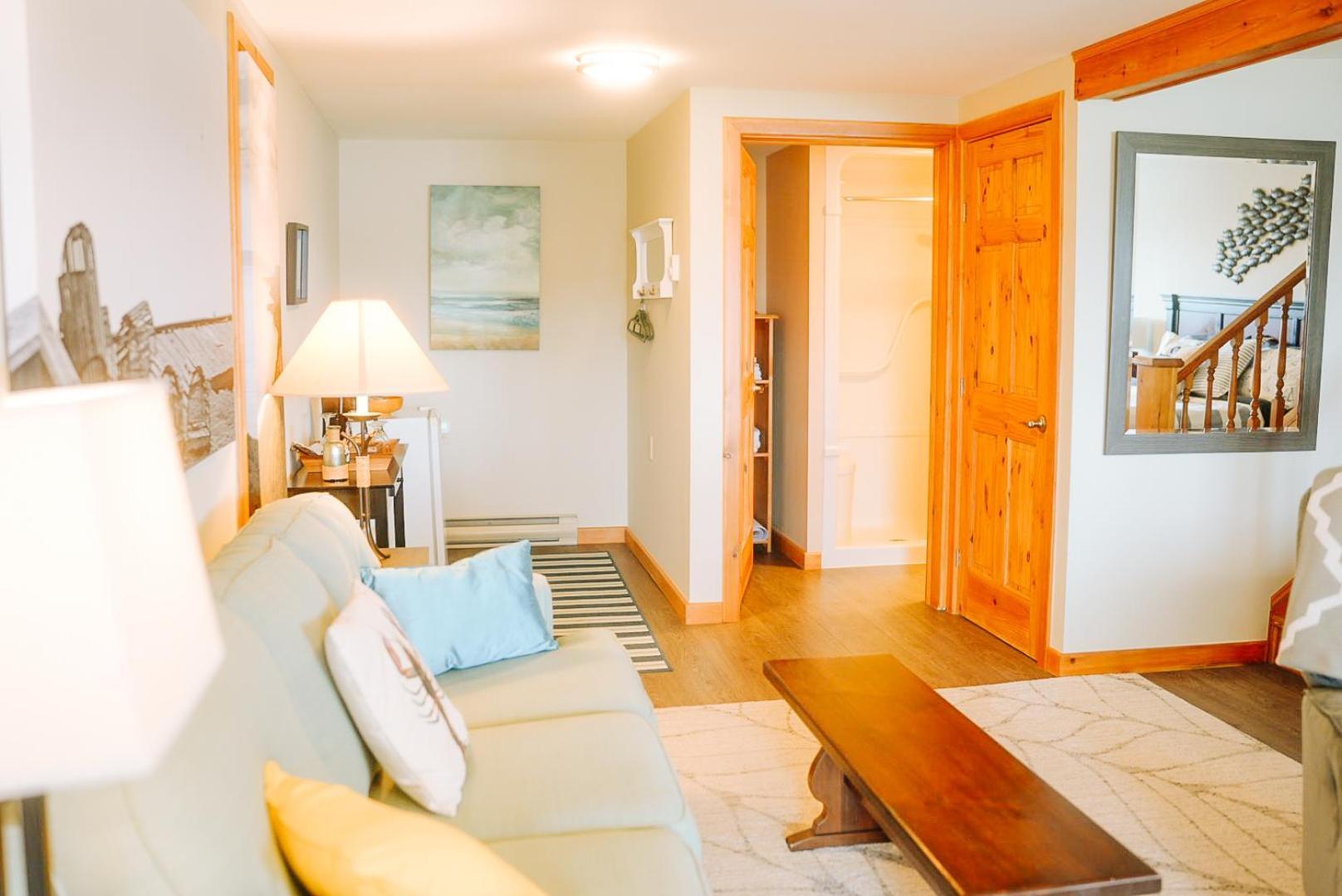The Water'S Edge Inn & Gallery Baddeck Inlet Exteriör bild